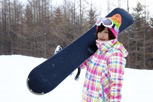 スノボ 服装 女子